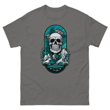Load image into Gallery viewer, Men's classic tee skull on the slopes