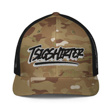 Load image into Gallery viewer, Closed-back trucker cap