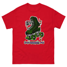 Load image into Gallery viewer, Keep rolling babe (roller), Men's classic tee