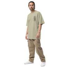 Load image into Gallery viewer, Oversized faded t-shirt skateboard
